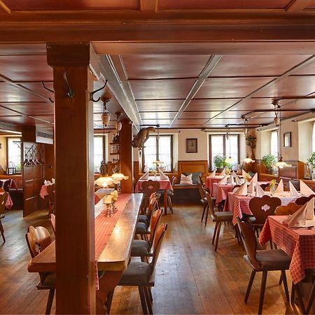 فندق فرايبورغفي  Gasthaus Zum Kreuz المظهر الخارجي الصورة