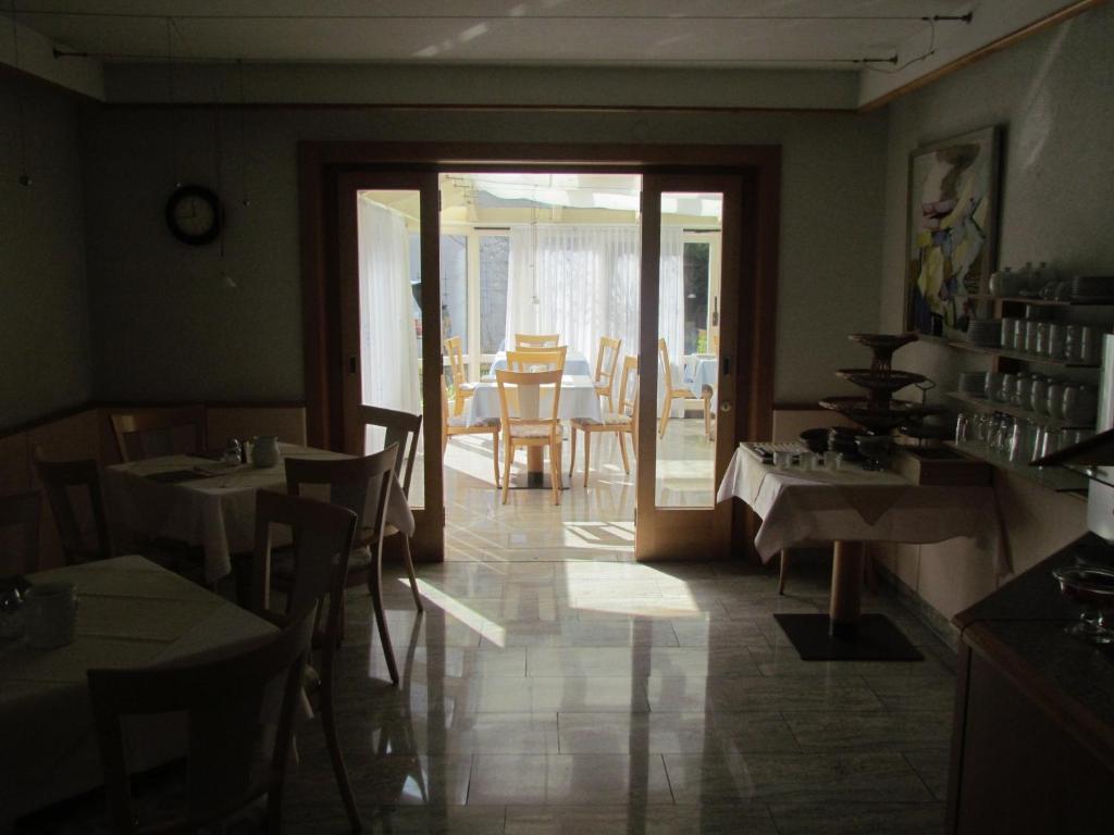 فندق فرايبورغفي  Gasthaus Zum Kreuz المظهر الخارجي الصورة